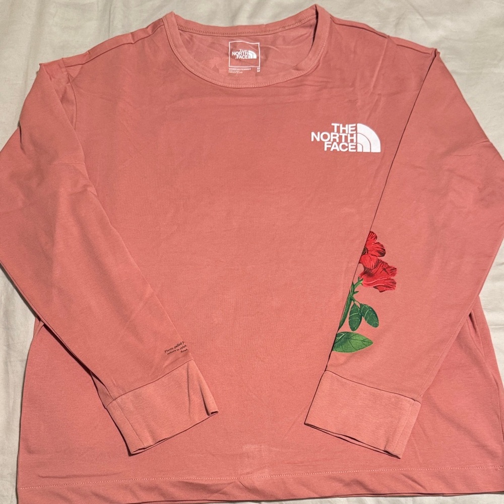 The North Face Rose Graphic Long Sleeve in Pink